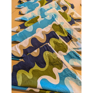 Crate & Barrel Ula Cotton MCM Square Napkins Set Of 8 Green Blue Retro Mod Waves